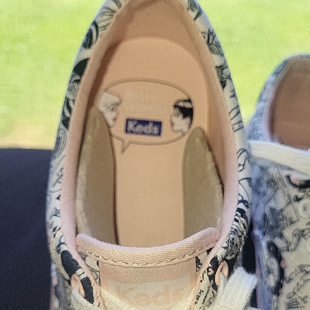 Keds Women's Sneakers with Black and White Comic Print - Picture 3 of 5
